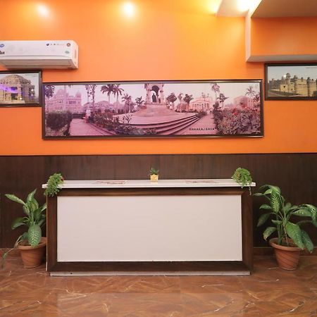 גוואליור Hotel Vivek Continental מראה חיצוני תמונה